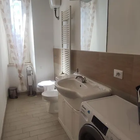The - Fast Wifi - Free Parking Apartment